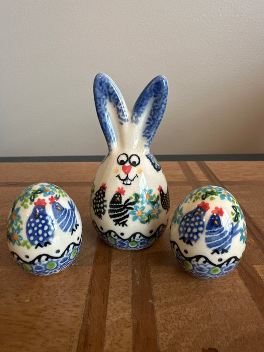 Galia Polish Pottery Black Chickens Bunny, Blue Chickens Eggs Set