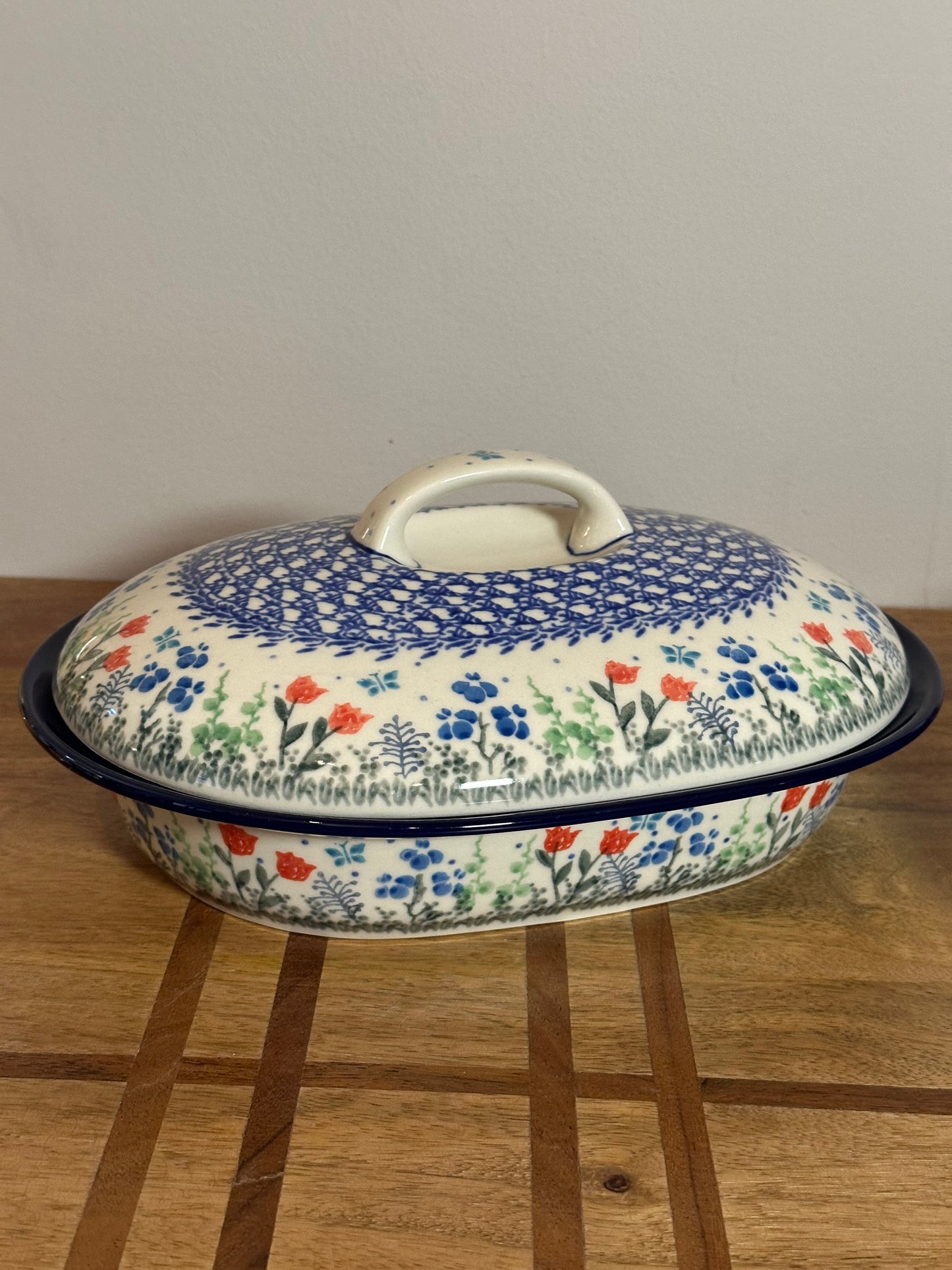 Ceramika Artystyczna, Flowers and Butterflies, Medium Covered Baker