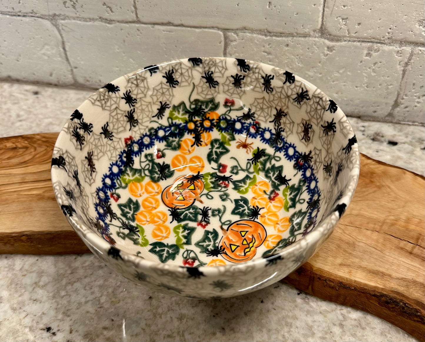 Vena, Trick or Treat Bowl 6"