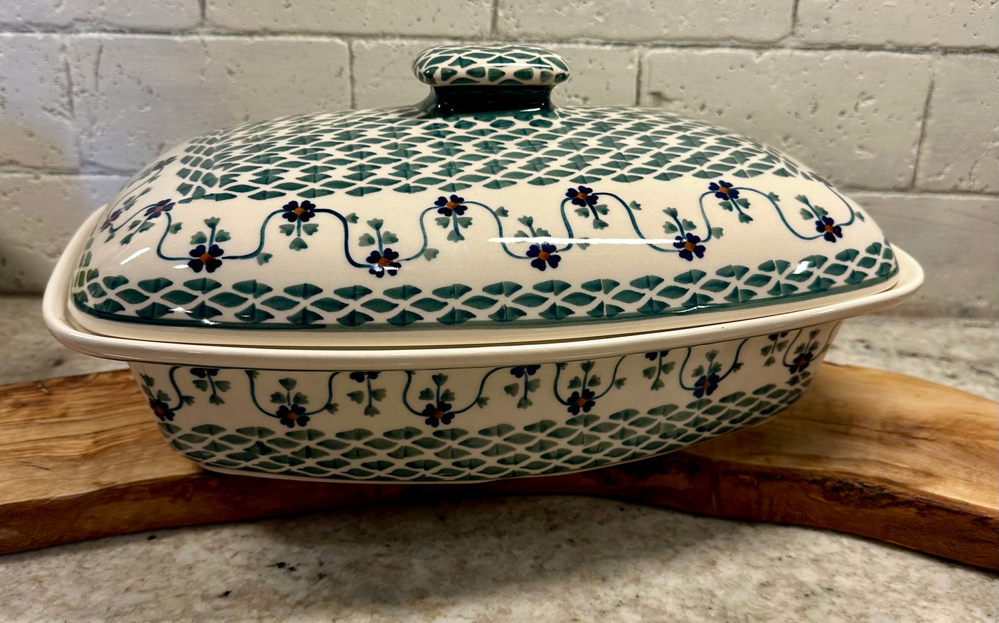 Manufaktura, Sage Floral, Covered Baker