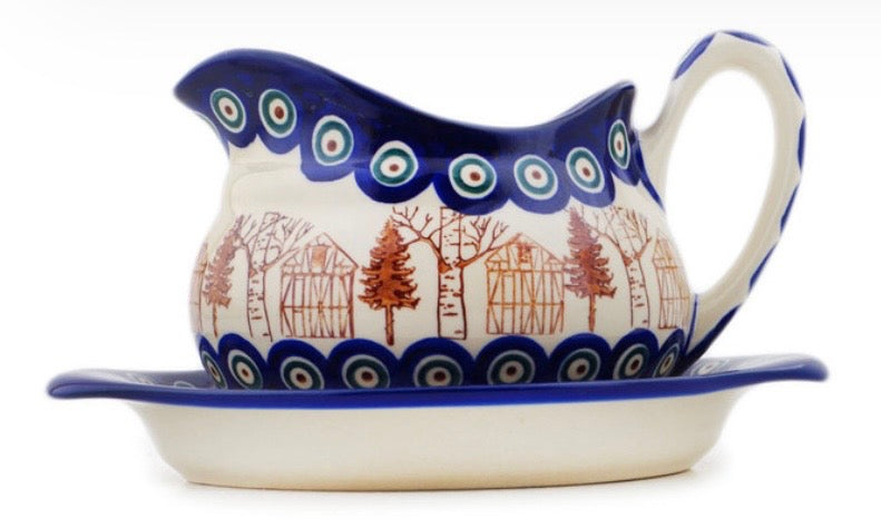 Bona, Blue Eyes Village, Gravy Boat with Saucer.  22 oz.