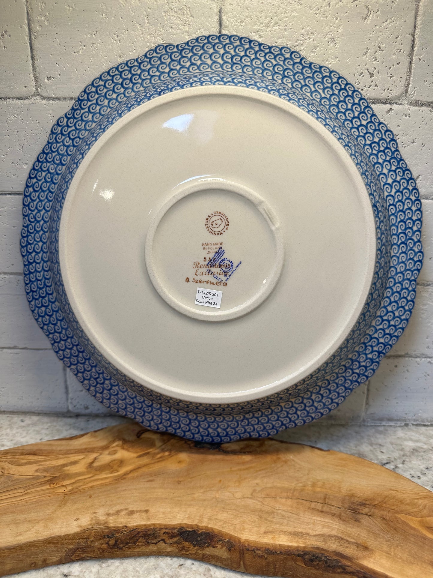 Manufaktura, Calico, Large Scalloped Platter