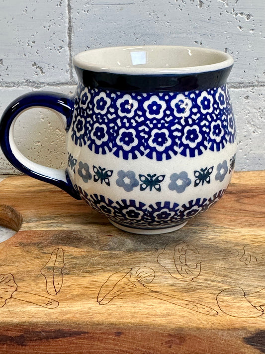 Manufaktura, Butterfly Border, Medium Belly Mug