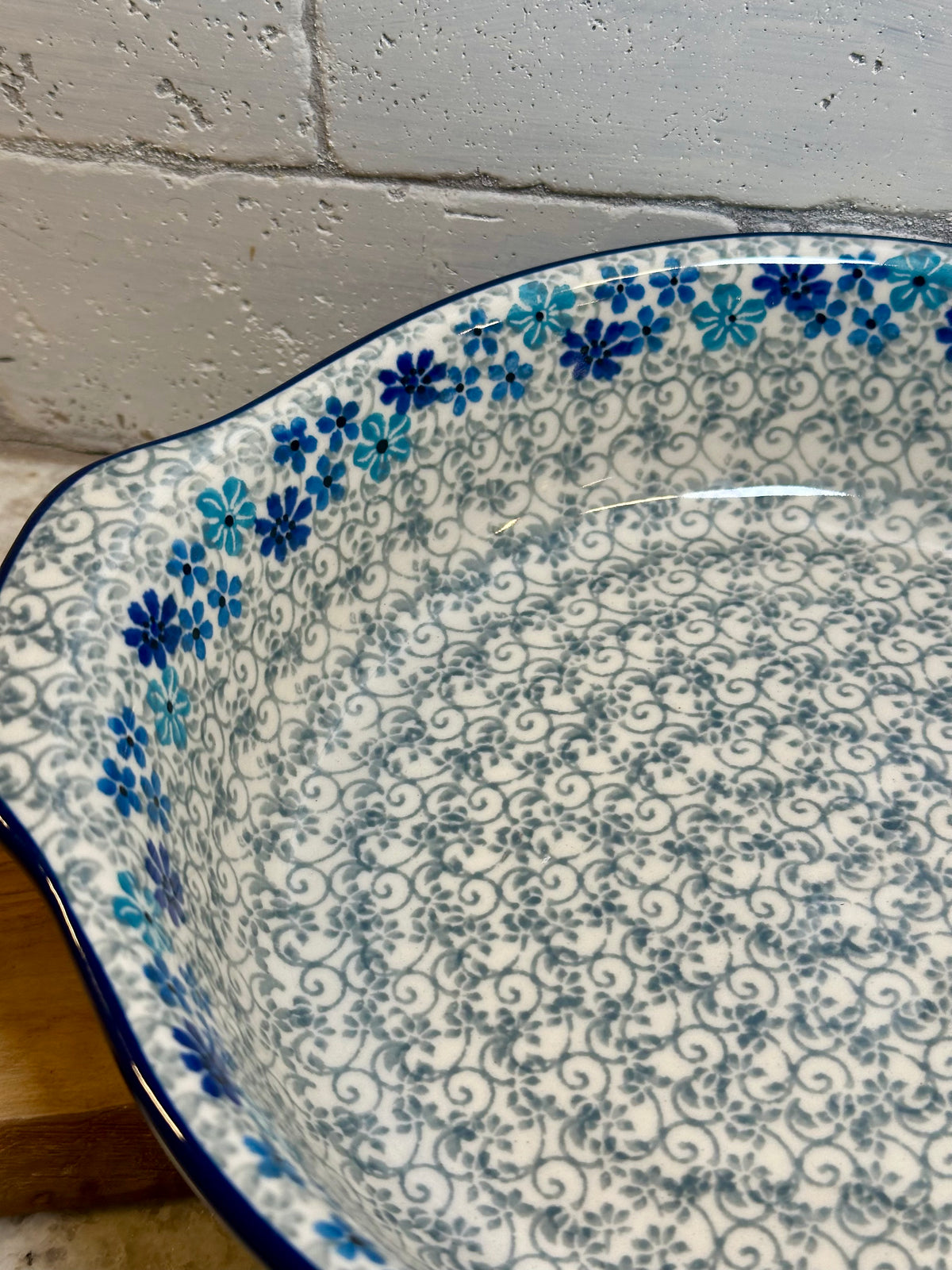 Ceramika Artystyczna, Winter Floral, Medium Round Baker with Handles