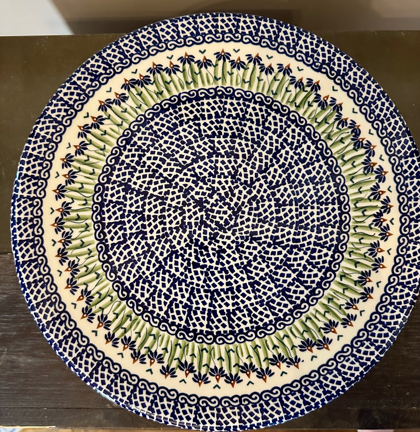 Manufaktura Addie Jo, Dual Dish