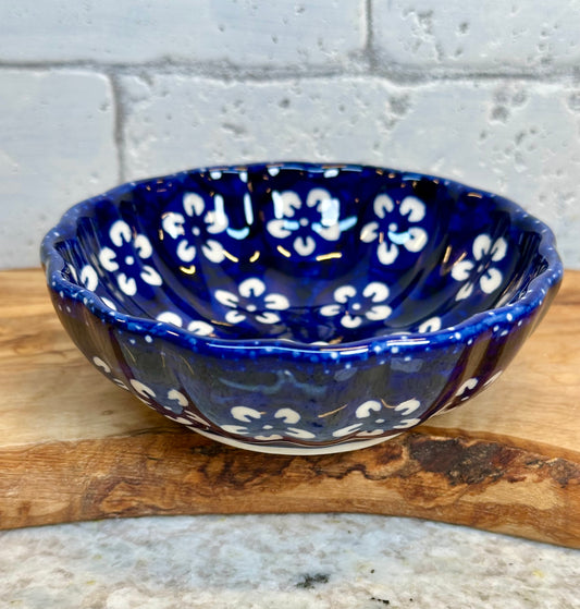 Manufaktura, Blue Blossom, Small Scalloped Bowl
