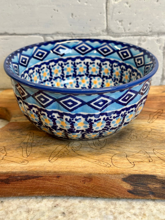 Manufaktura, Blue Diamond, Round Scalloped Bowl.  5.5"