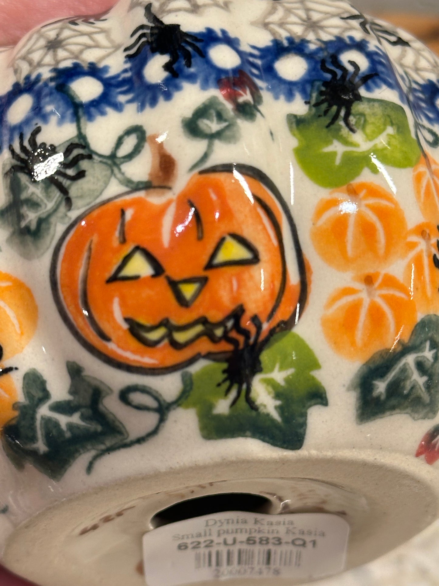 Vena, Trick Or Treat Pumpkin Figurine