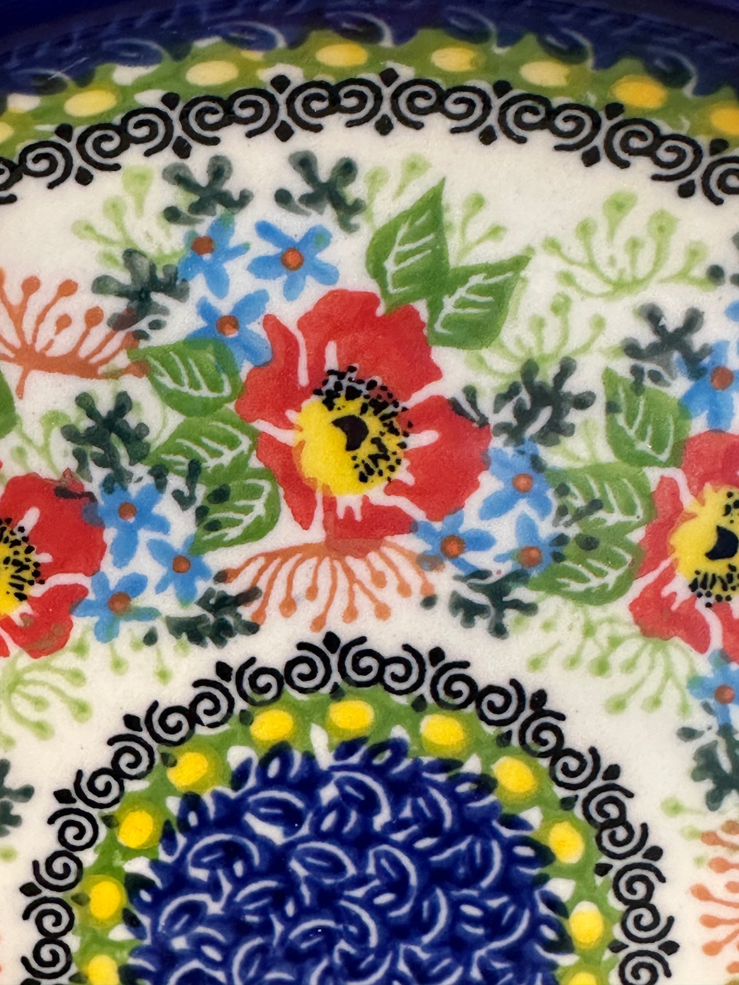 Kalich, Art Level A, Red Floral, Lipped Plate 8"