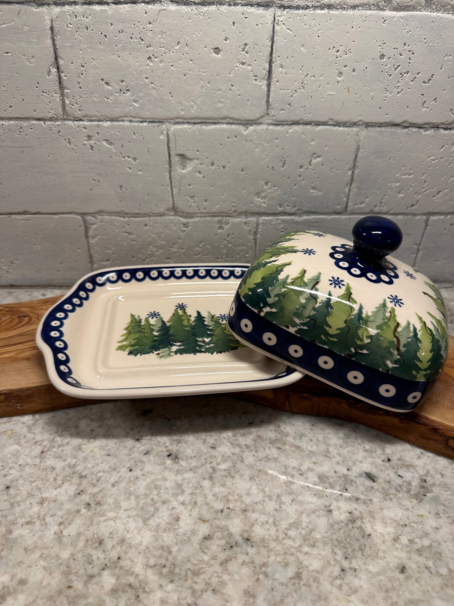 Amfora Polish Pottery, Jamie's Pine Forest & Snowflakes, European Butter Dish