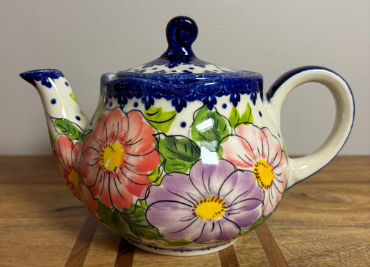Kalich, Art Level A2,  Pinks & Purple, Teapot