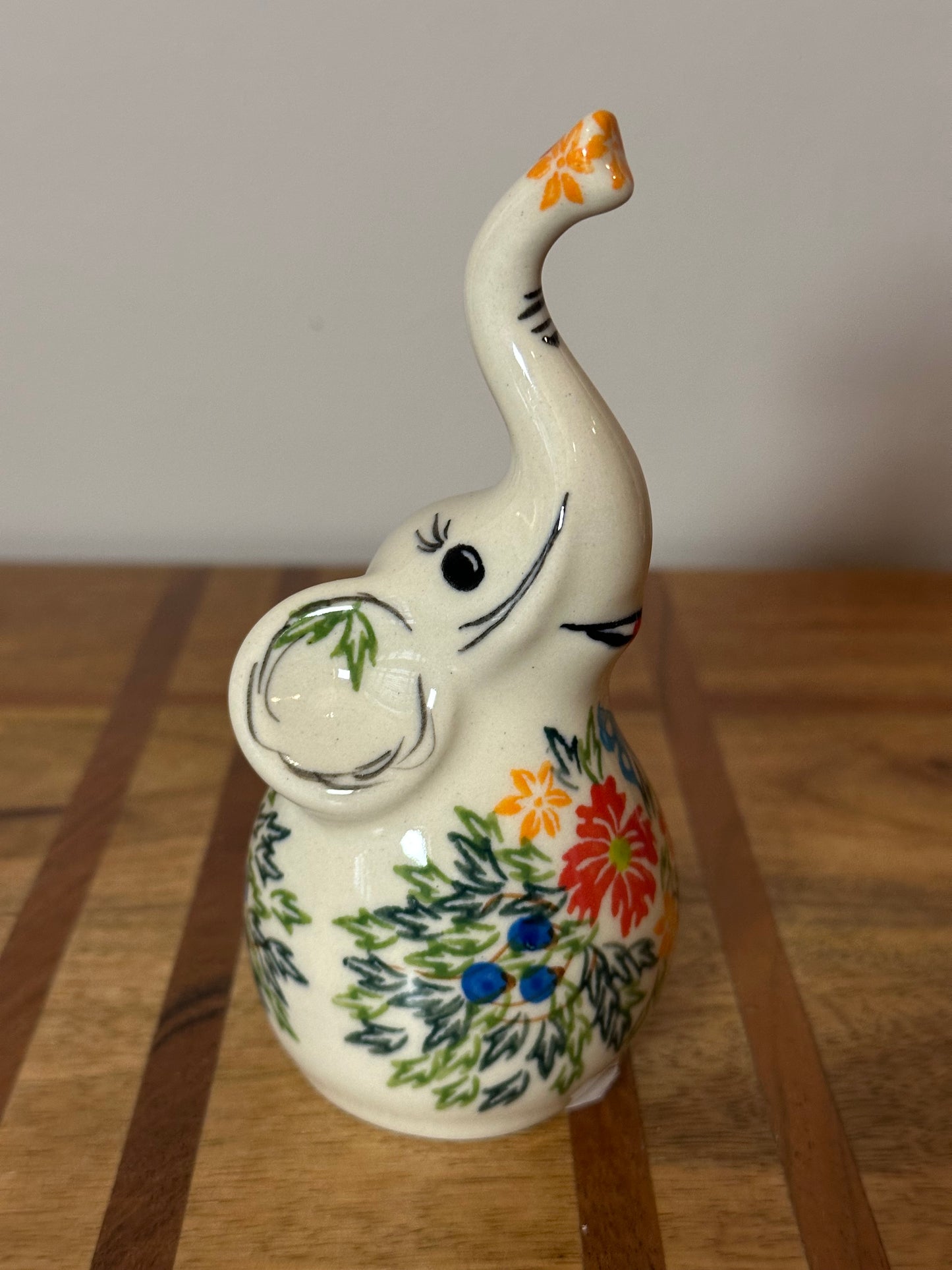 Kalich, Art Level, Elephant Ring Holder/Figurine