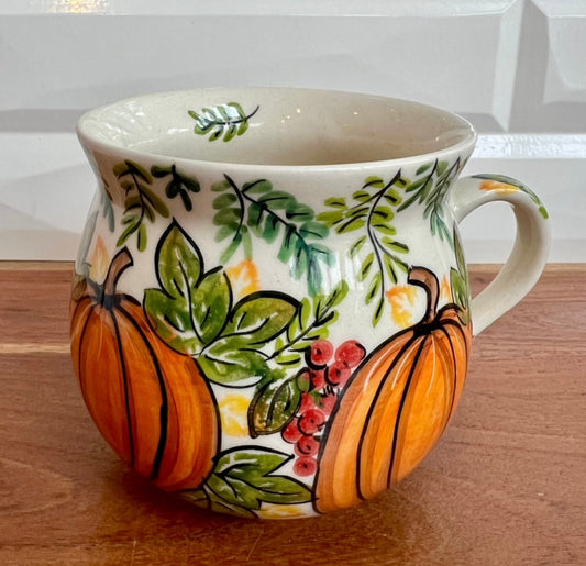 Vena Polish Pottery, Pumpkins with Greenery, Bubble Mug 16oz