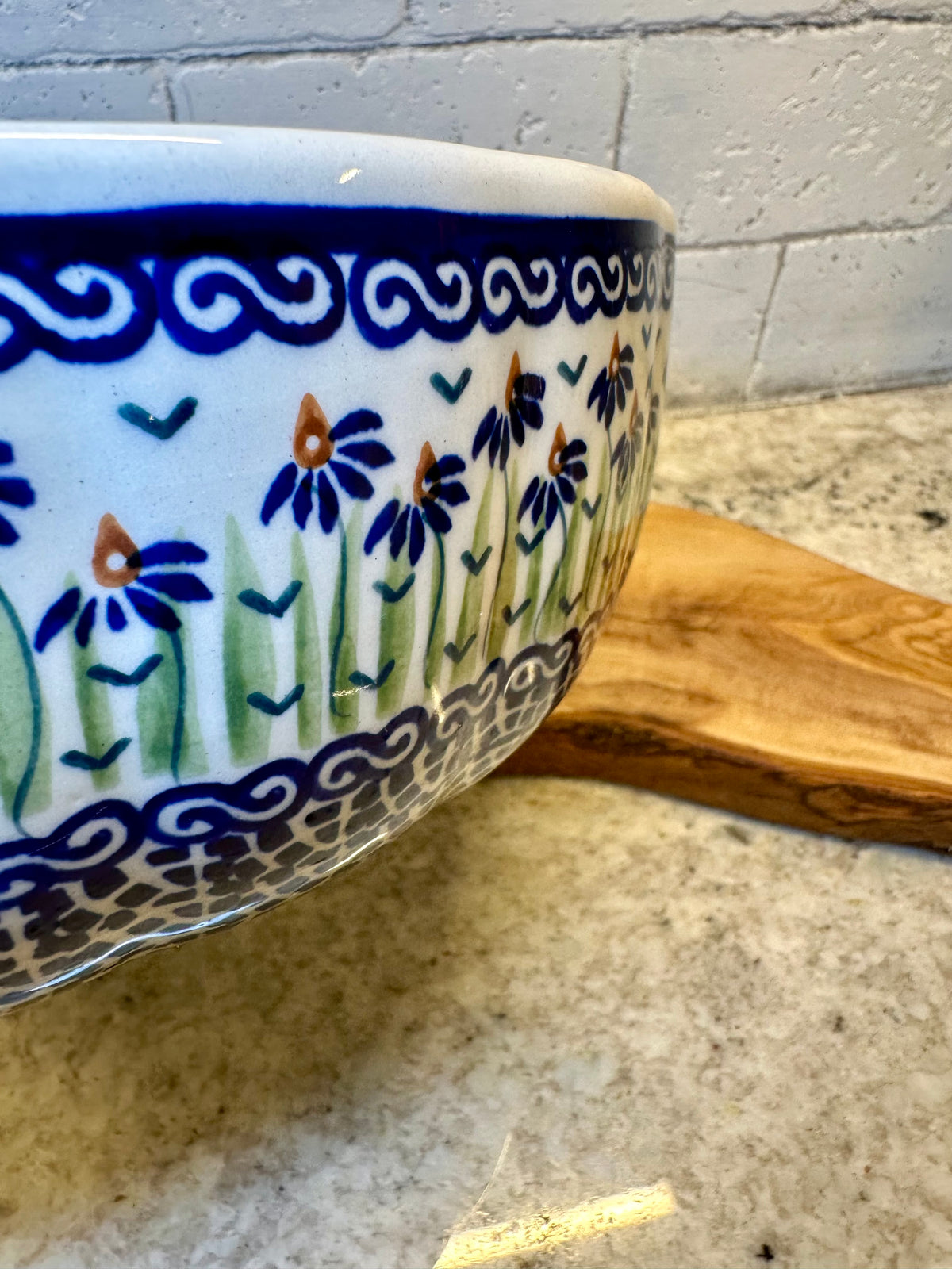 Manufaktura, Addie Jo, Large Agata, Scalloped Bowl 11"