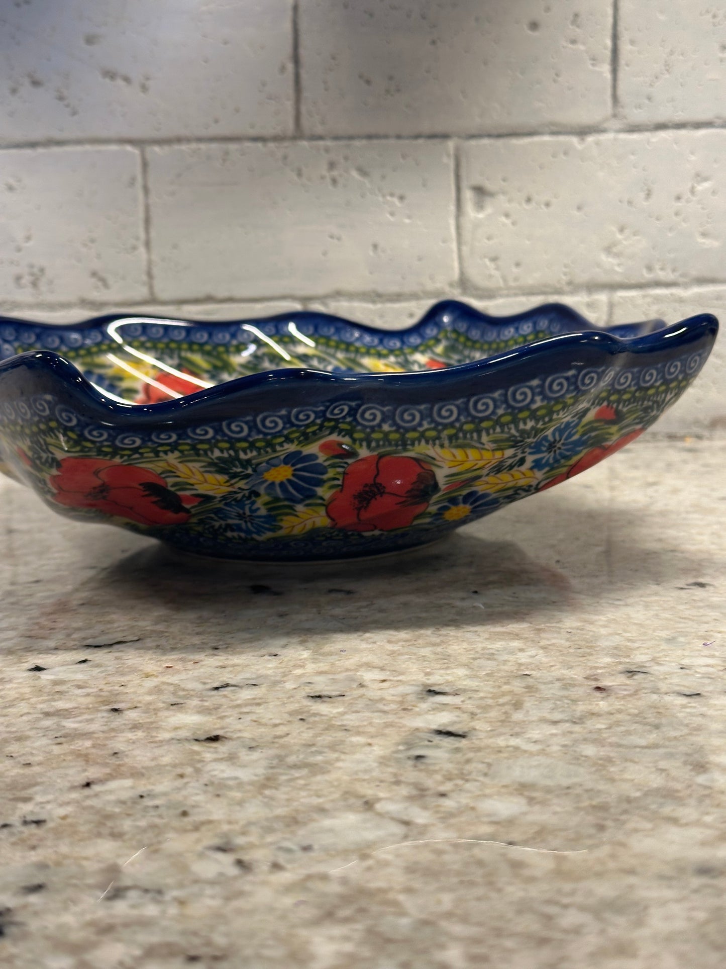 Kalich, Art Level A2, Red Poppies, Large Swirl Bowl