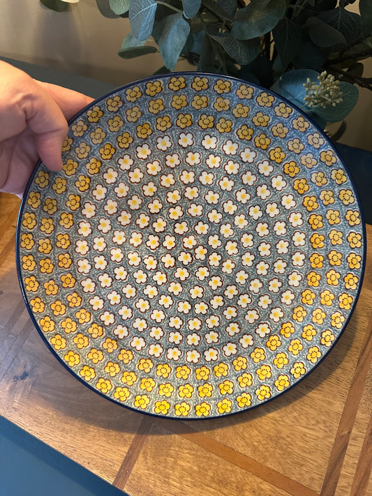 Ceramika Artystyczna Polish Pottery, Unikat Maria Starzyk, Fancy Free/Popcorn Dinner Plate