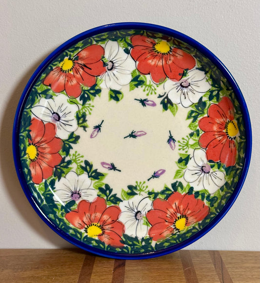 Kalich, Unikat Art Level 1, Red and White Flower with Lavendar Buds, P20 Lipped Plate