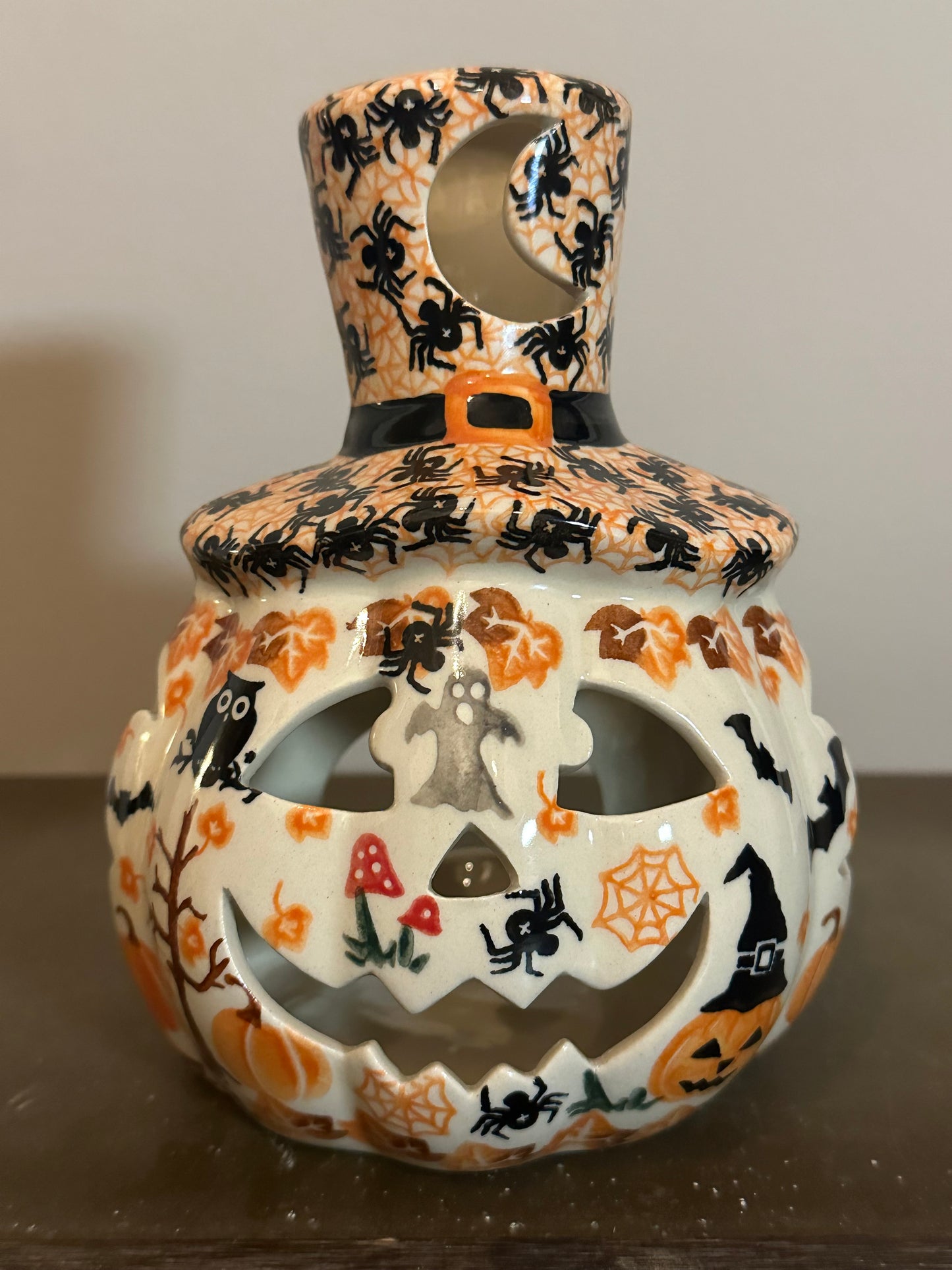 Vena Enchanted Pumpkin Jack'O'Lantern with Top Hat