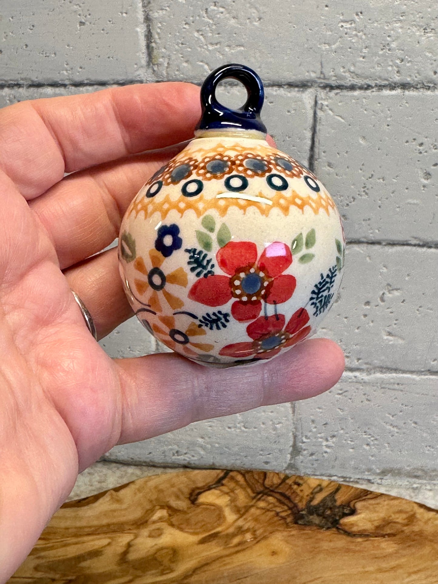 Manufaktura, Posies, Christmas Ball Ornament