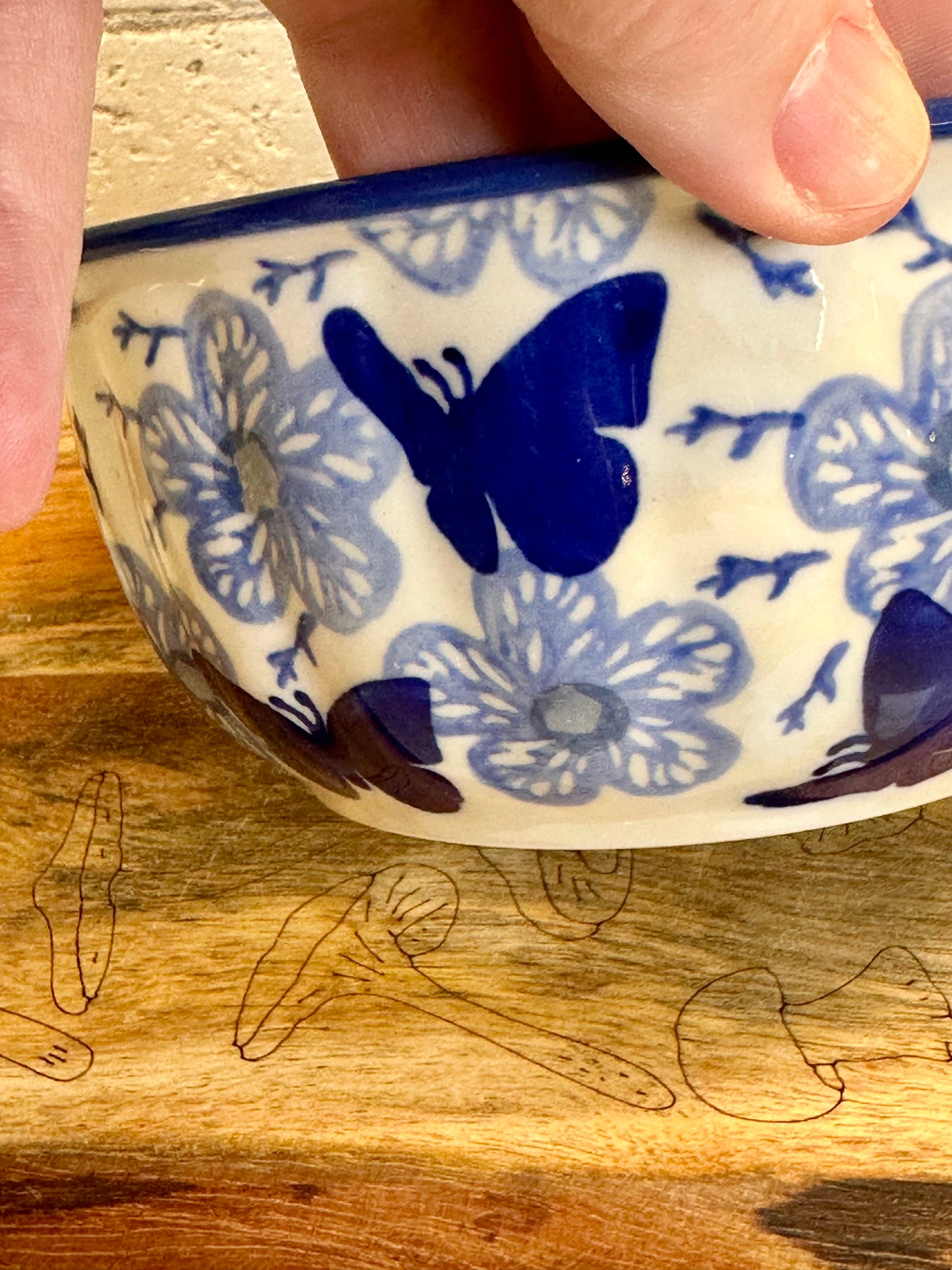 Manufaktura, Blue Butterfly, Scalloped Bowl 5.5"