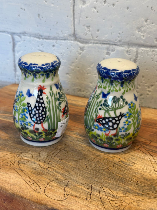 Kalich, Art Level A, Polka Black Chicken, Salt & Pepper Shaker Set