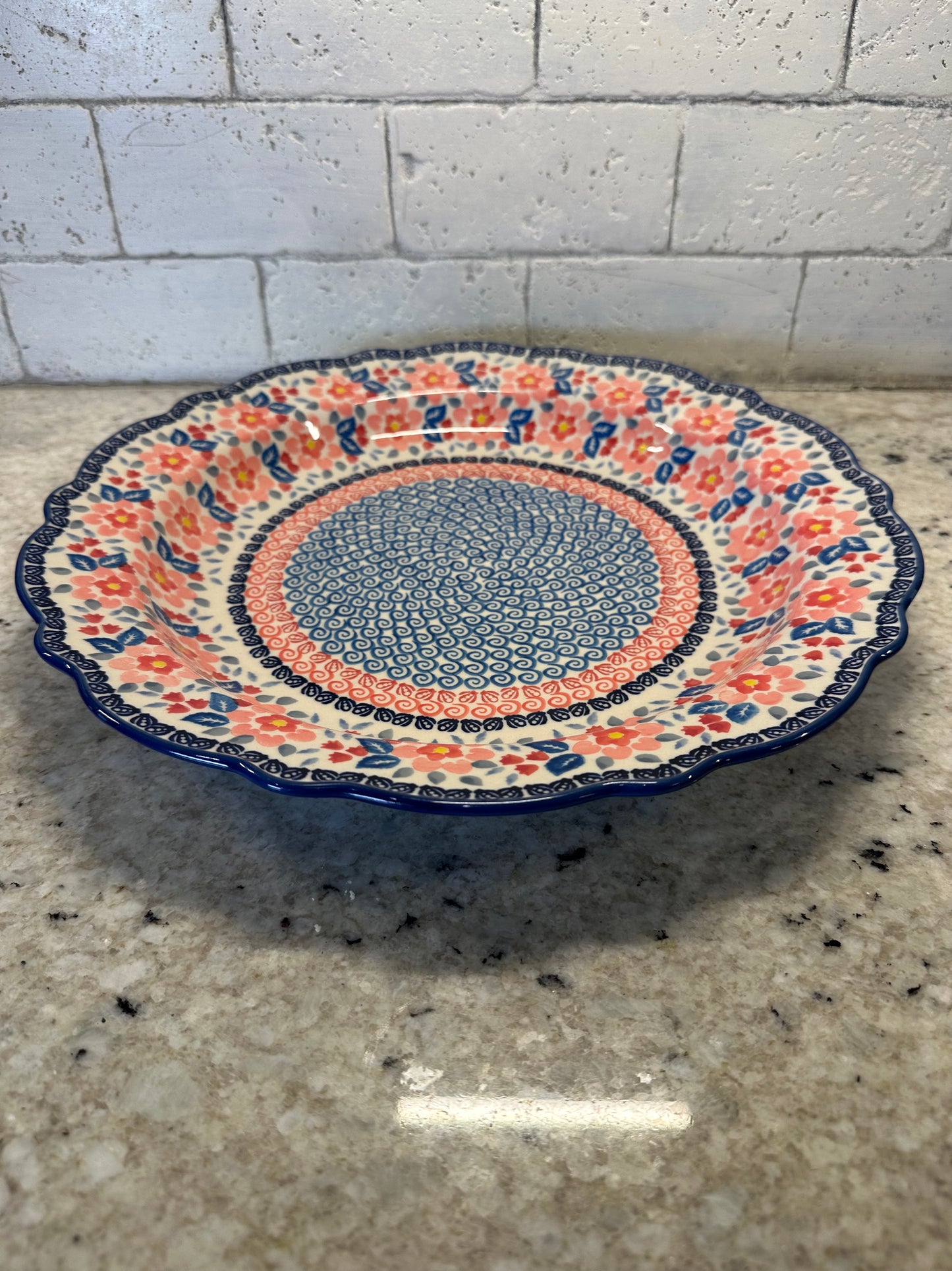 Manufaktura, Calico, Large Scalloped Platter