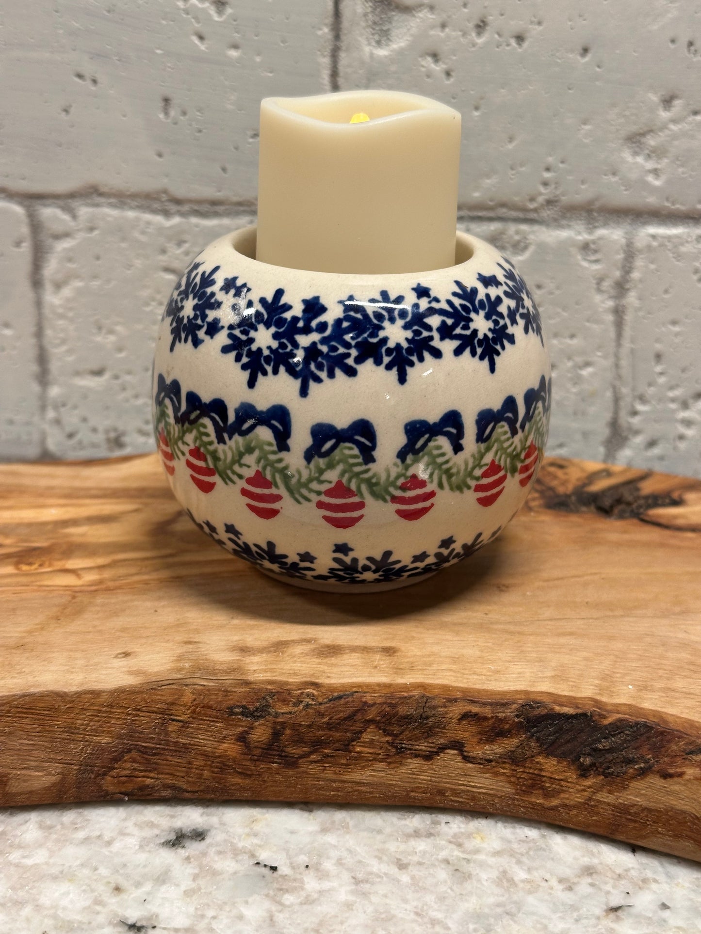 Manufaktura Polish Pottery, Ornaments & Bows Votive/Tealight Holder