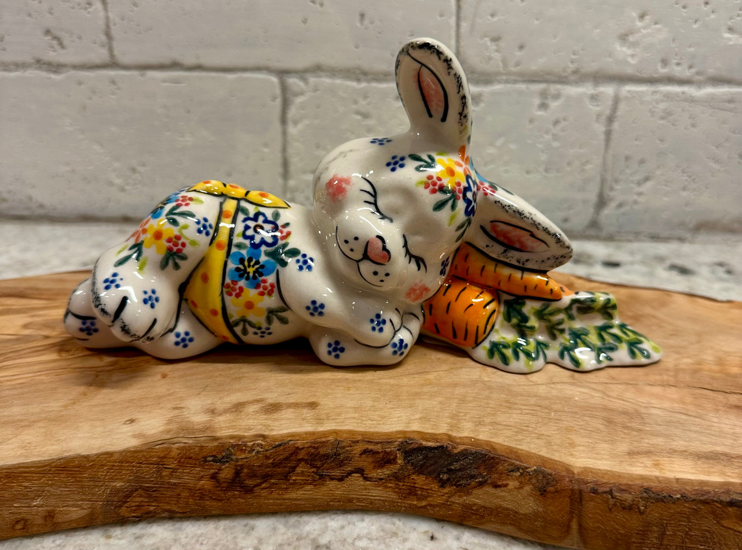 Vena Sweet Bunny Figurine