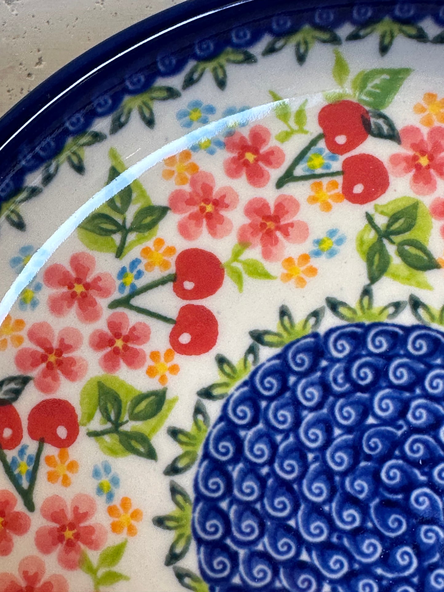 Kalich, Art Level, Cherries and Blossom, Lipped Plate 8"