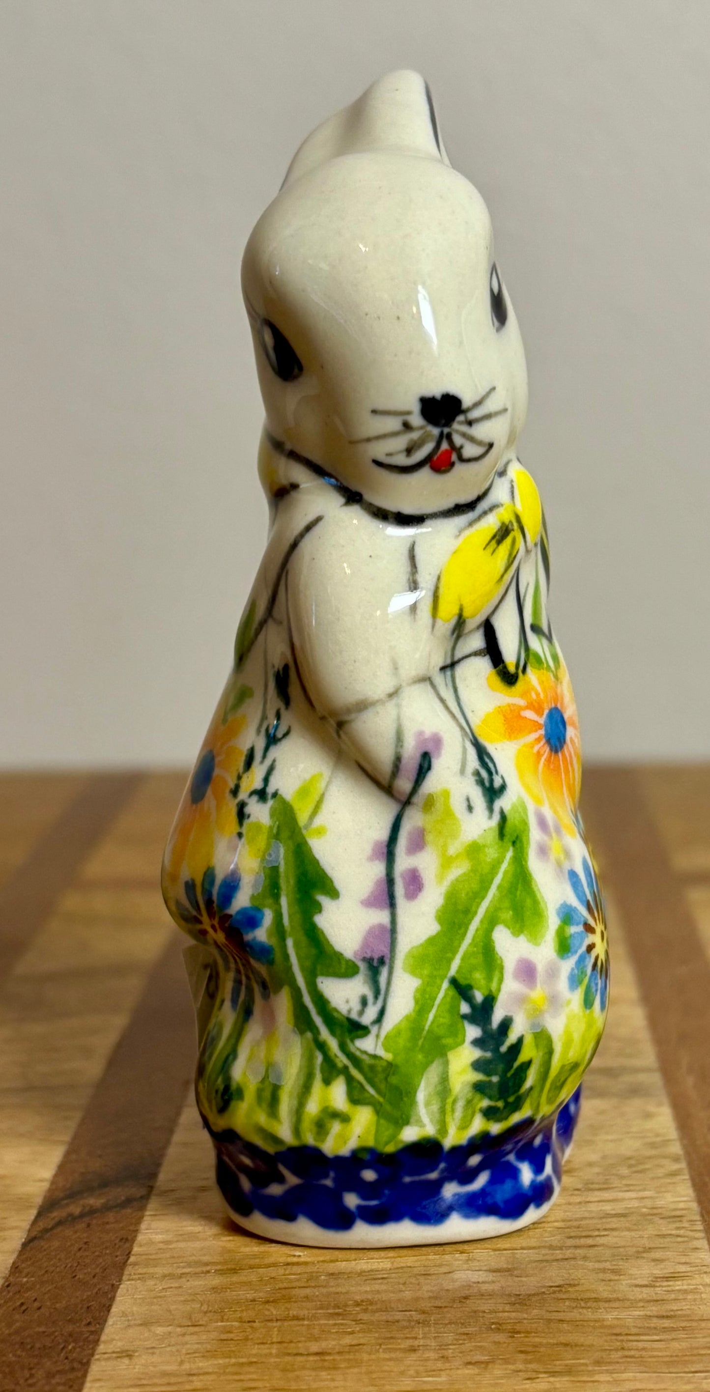 Kalich, Art Level A1, Mr. Rabbit, Bunny Figurine