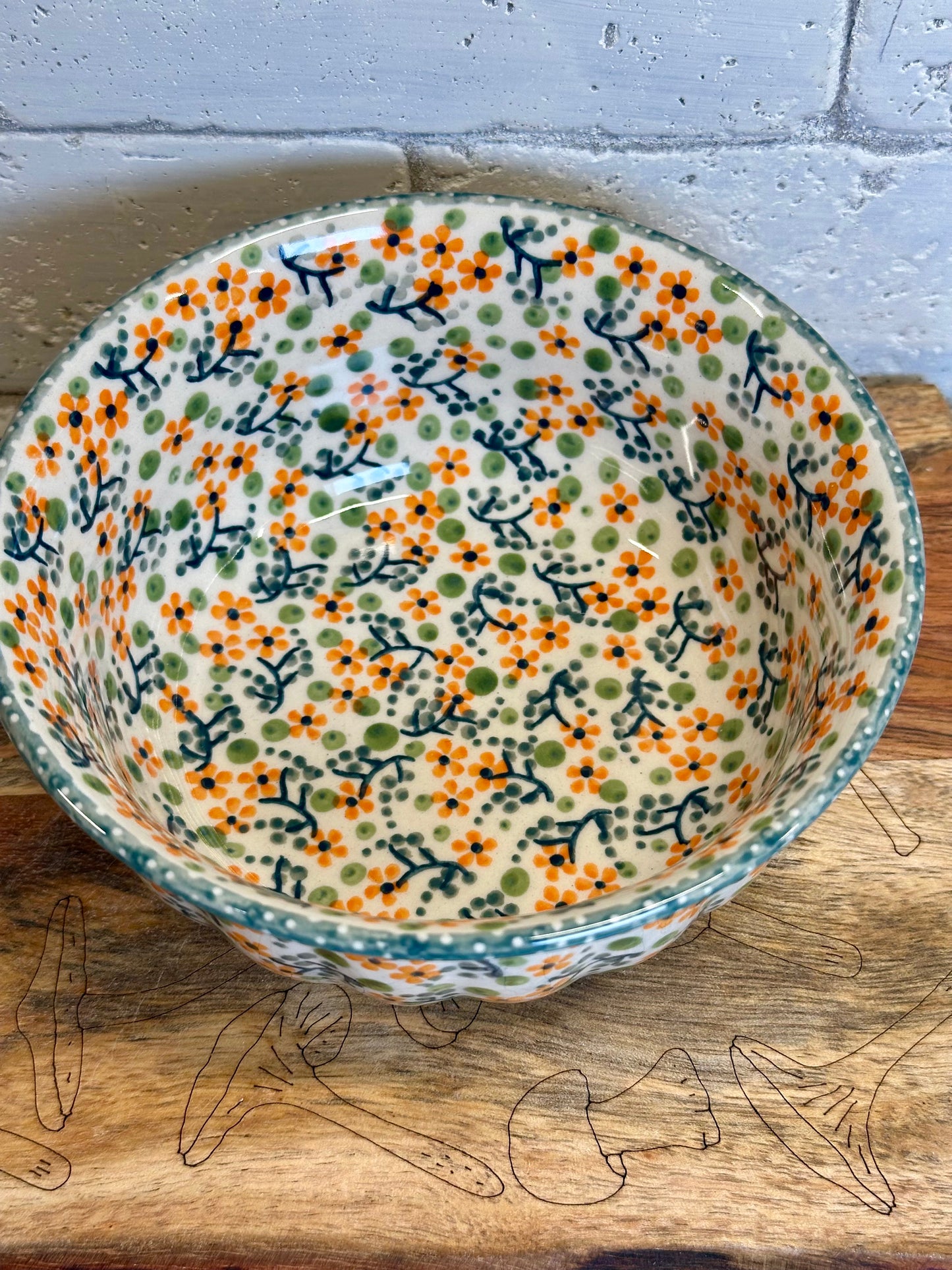 Manufaktura, Peach Blossoms, Round Scalloped Bowl 5.5"