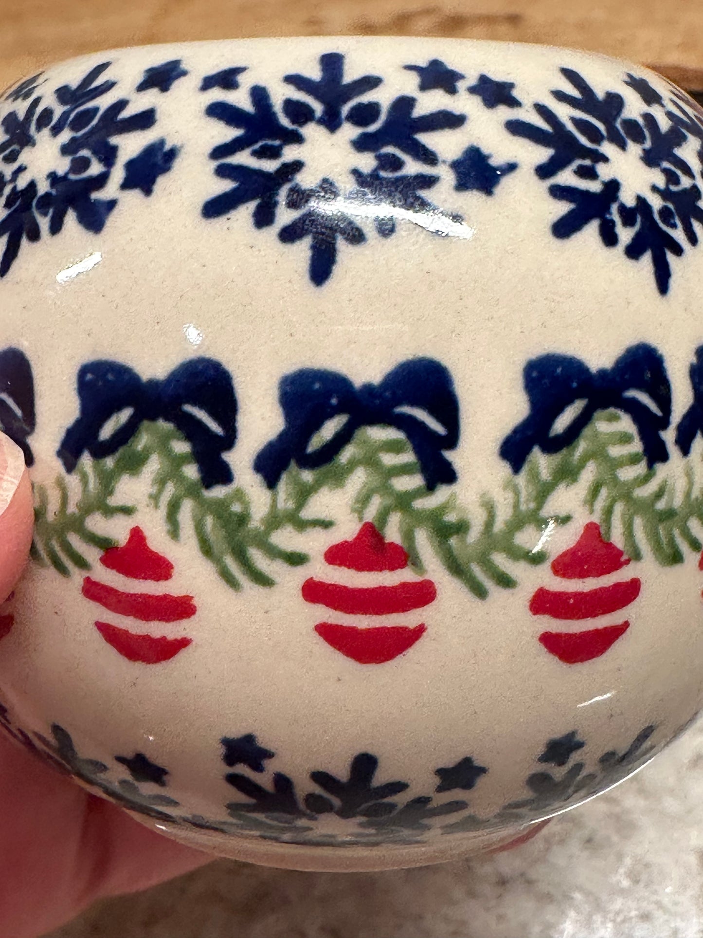 Manufaktura Polish Pottery, Ornaments & Bows Votive/Tealight Holder