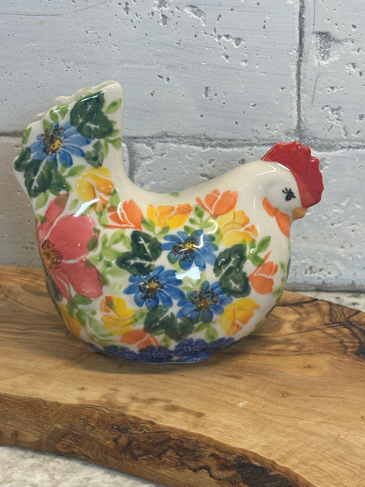Kalich Art Level A2, Pink Magnolia, Blue, Yellow Floral Hen Figurine