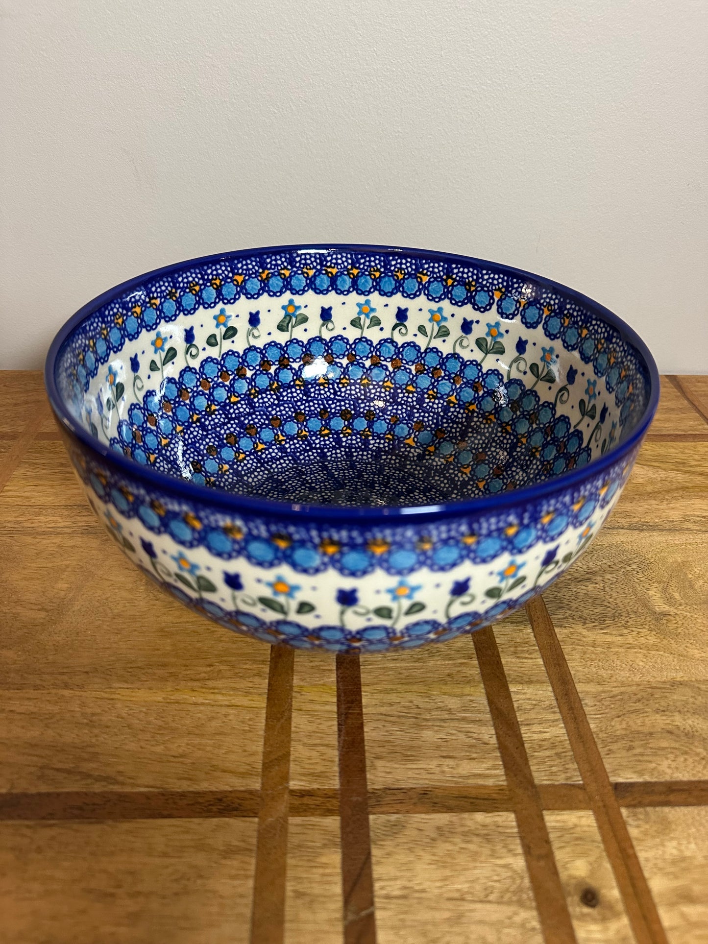 Vena, Savannah/Blue Tulip, Large Mixing Bowl