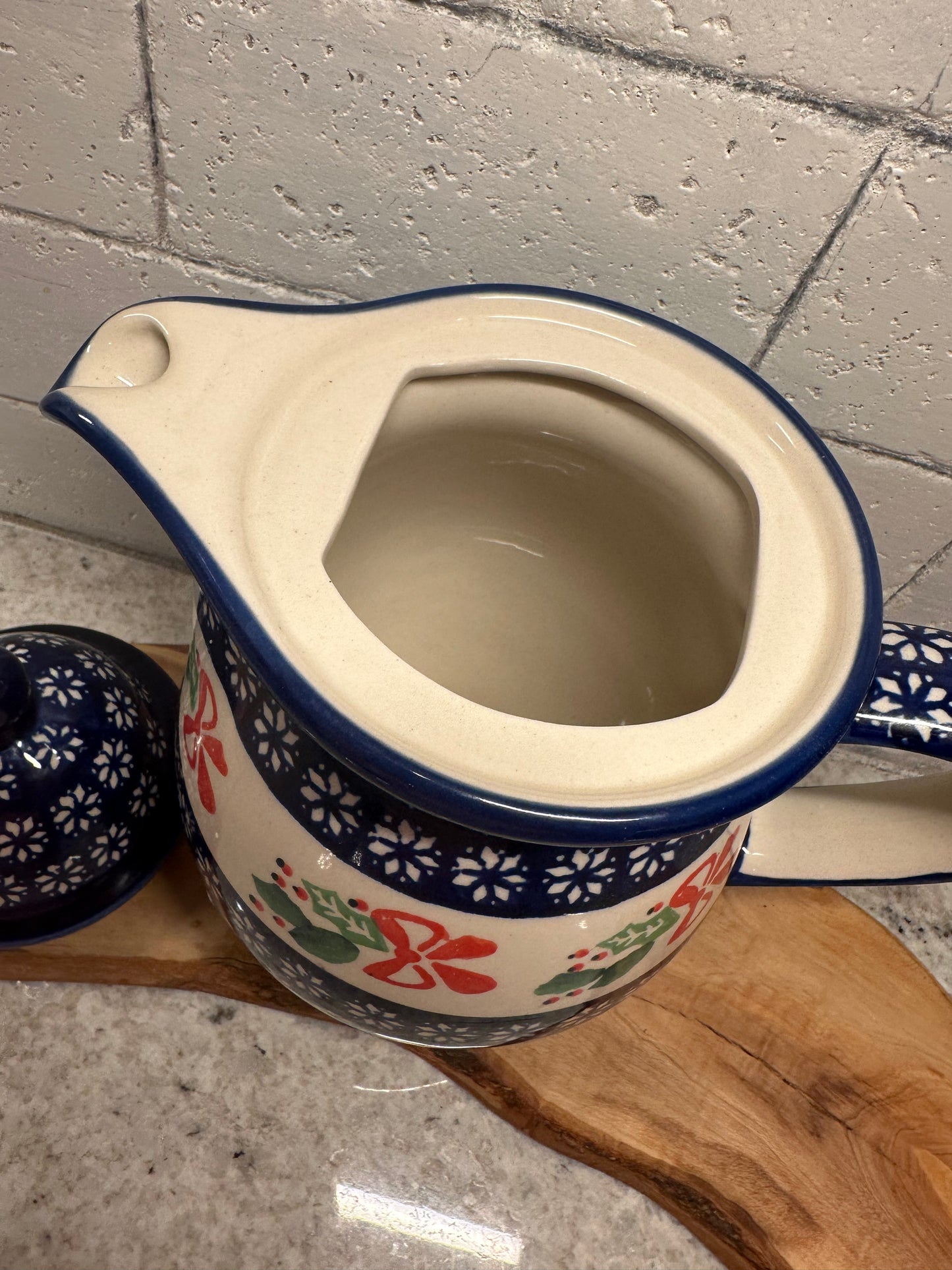 Zaklady Polish Pottery, Red Ribbon & Holly,  Tea/Coffee Pot