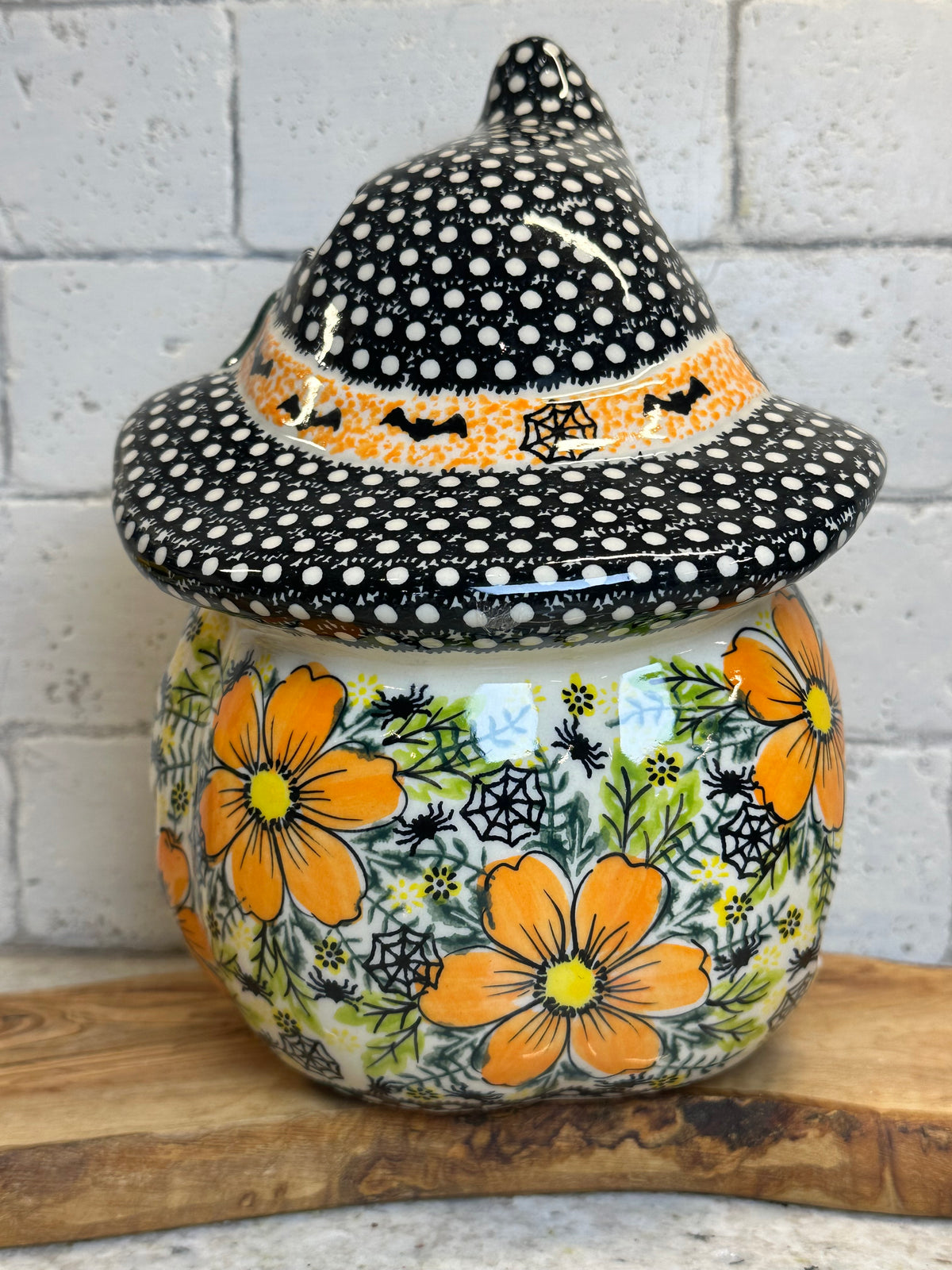 Vena, Floppy Scarecrow Hat, Spiders and Orange Flowers, Pumpkin Luminary 10"