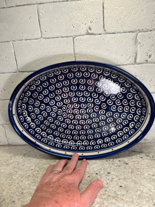 Zaklady Polish Pottery, Traditional Swirls, Large Baker, Preowned
