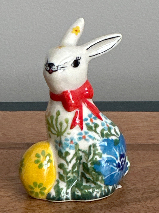 Kalich Polish Pottery, Art Level, Mini Bunny with Yellow Egg Figurine