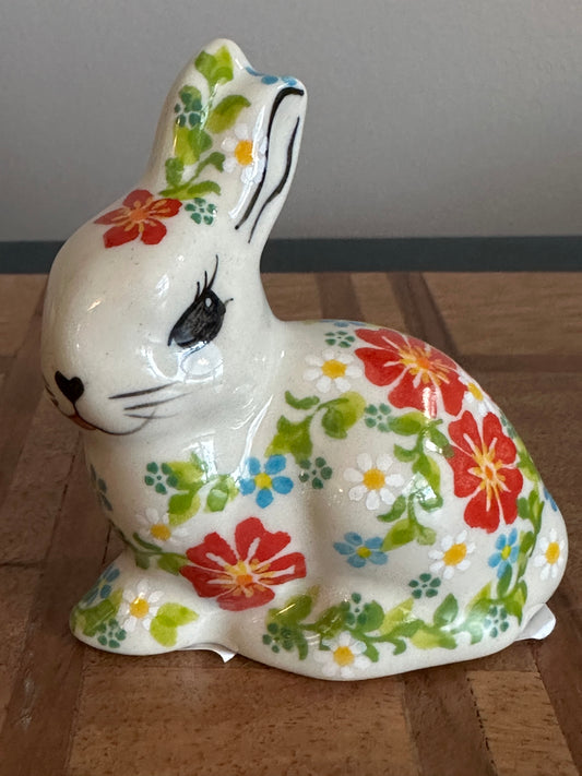 Kalich Polish Pottery, Unikat Art Level, Sitting Bunny Figurine, Bright Red Flower