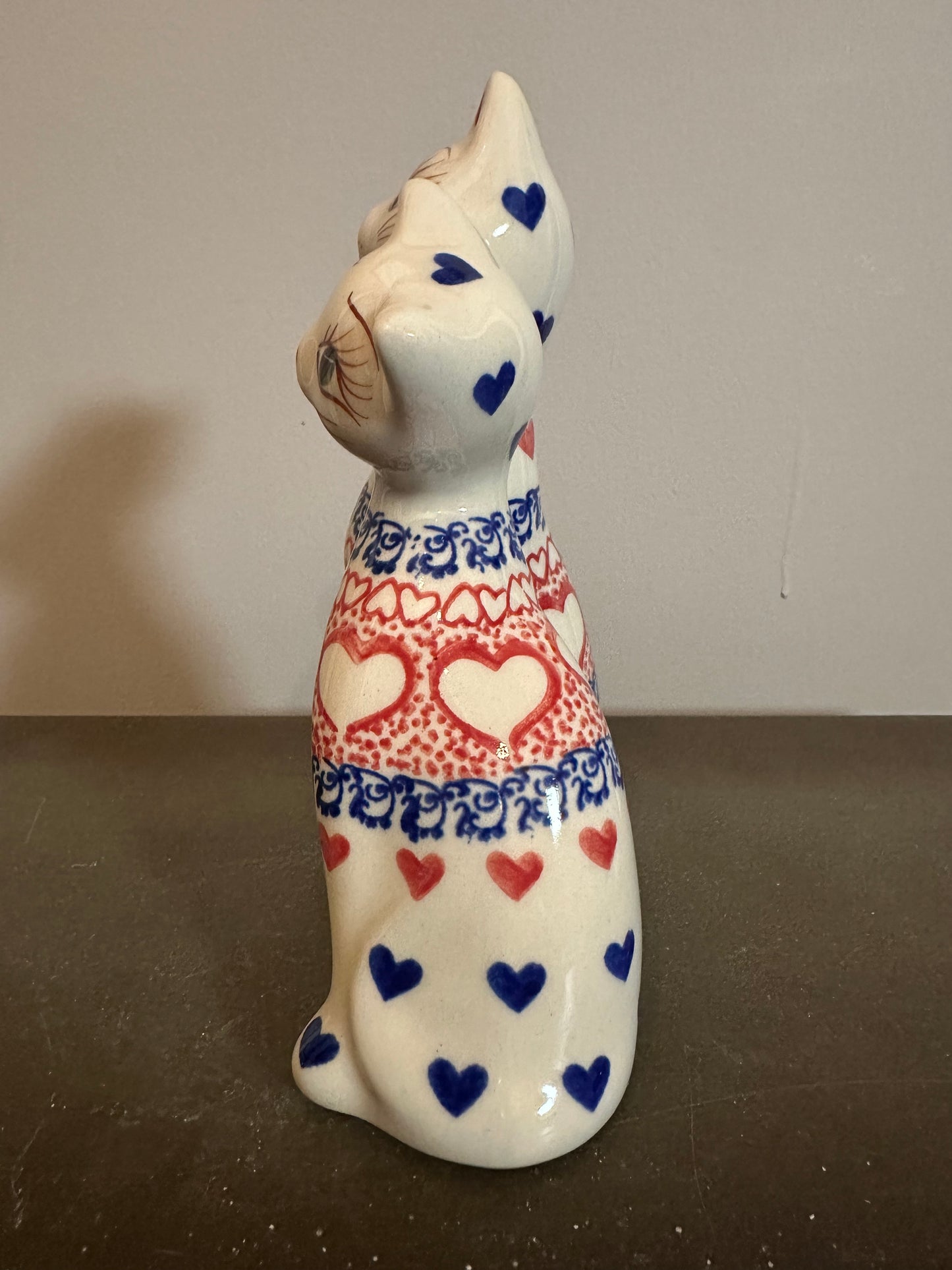 Vena Lovely In Lace, Cat Figurine