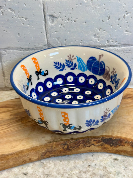 Manufaktura, Bewitched, Fluted Cereal Bowl 6"