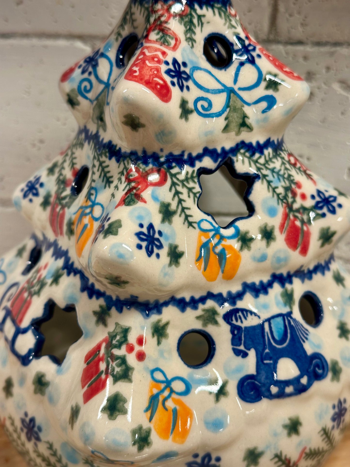 Vena, Christmas Bounty Christmas Tree Luminary