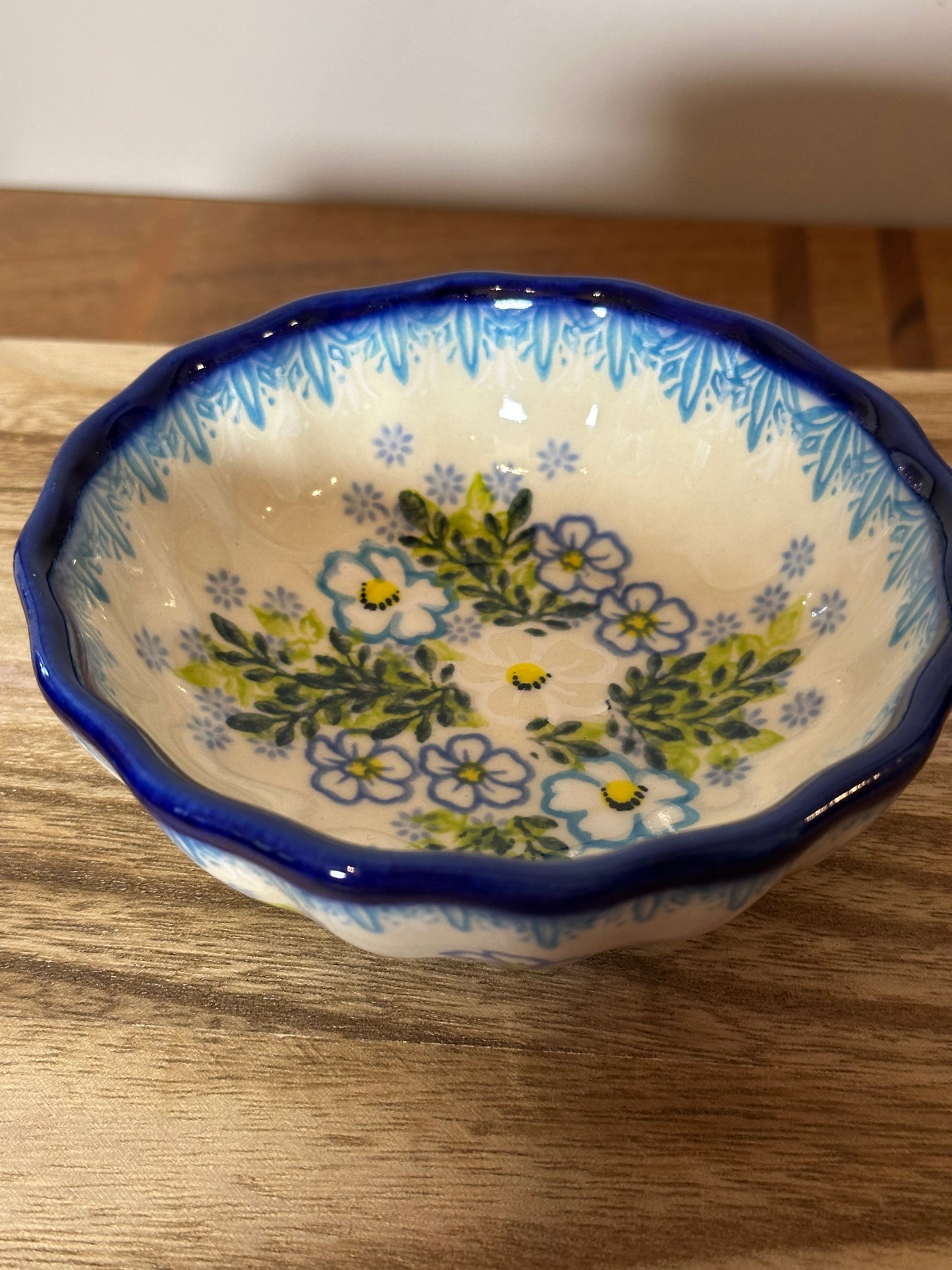Kalich, Art Level, Blue & White Flower, Scalloped Bowl