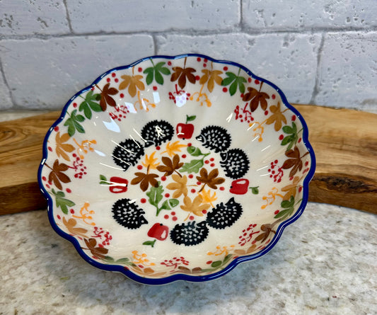Manufaktura, Hedgie, Scalloped Bowl 6.5"