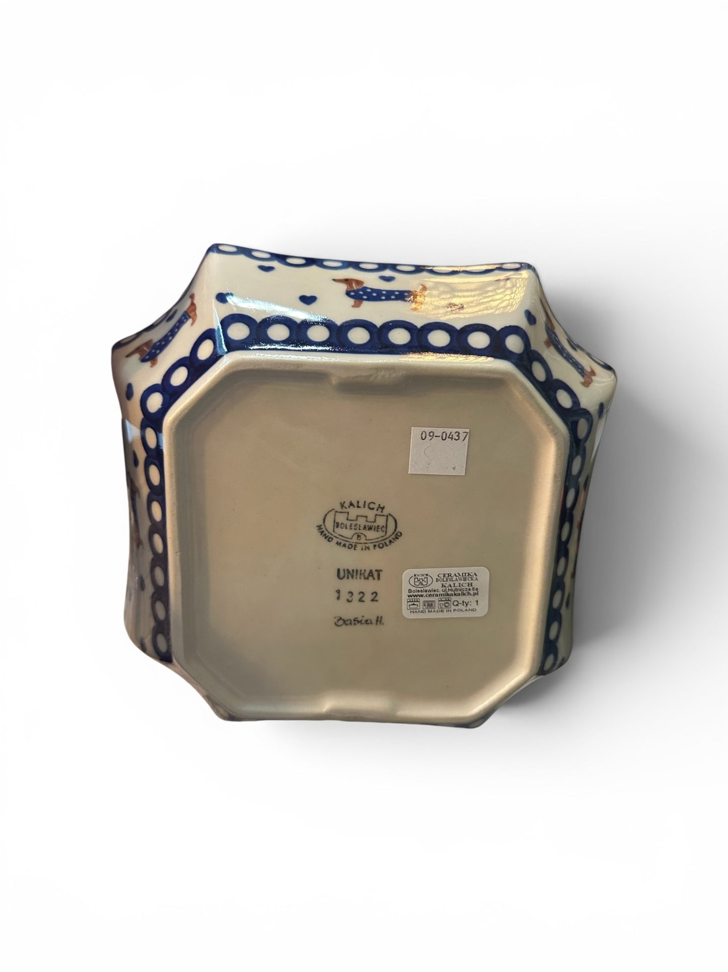 Kalich, Dressed Dachshund, Octagonal Bowl 8.5"