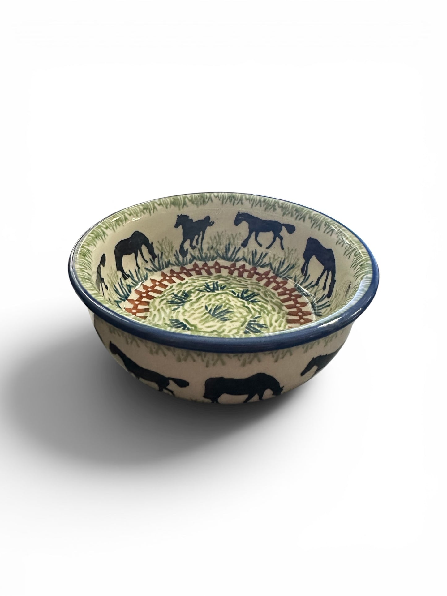 Manufaktura, Horsin' Around, Bowl