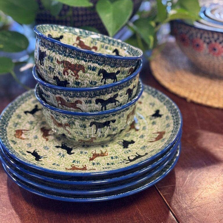 Bowl, Round, 6.5" in "On the Range" by Manufaktura